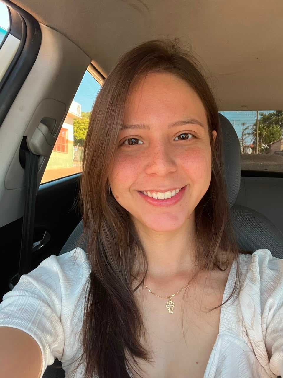 Maryhá Vaz, confeiteira e autora do manual